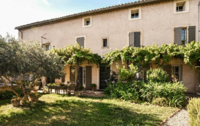 3 Bedroom Nice Apartment In Morières-Lès-Avignon